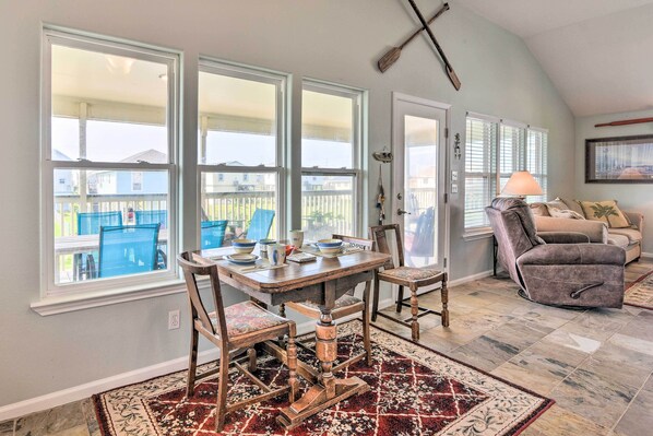 Interior - Pool Access & Walk to Beach: Galveston Home (Galveston)