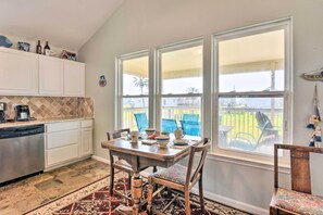 House (2 Bedrooms) | Interior - Unwind Poolside, Walk to Beach! Galveston Retreat (Galveston)