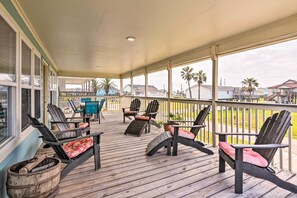 House (2 Bedrooms) | Front of property - Pool Access & Walk to Beach: Galveston Home (Galveston)