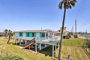House (2 Bedrooms) | Interior - Gulf Coast Views: Stilted Retreat in Galveston! (Galveston)
