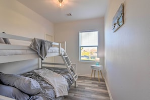 House (3 Bedrooms) | Interior - Bright & Breezy Galveston Retreat w/ Deck! (Galveston)
