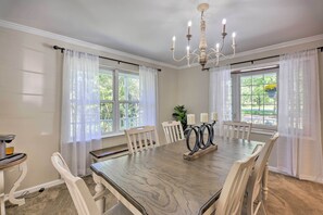 Interior - Poconos Escape w/ Hot Tub & Fire Pit (Albrightsville)