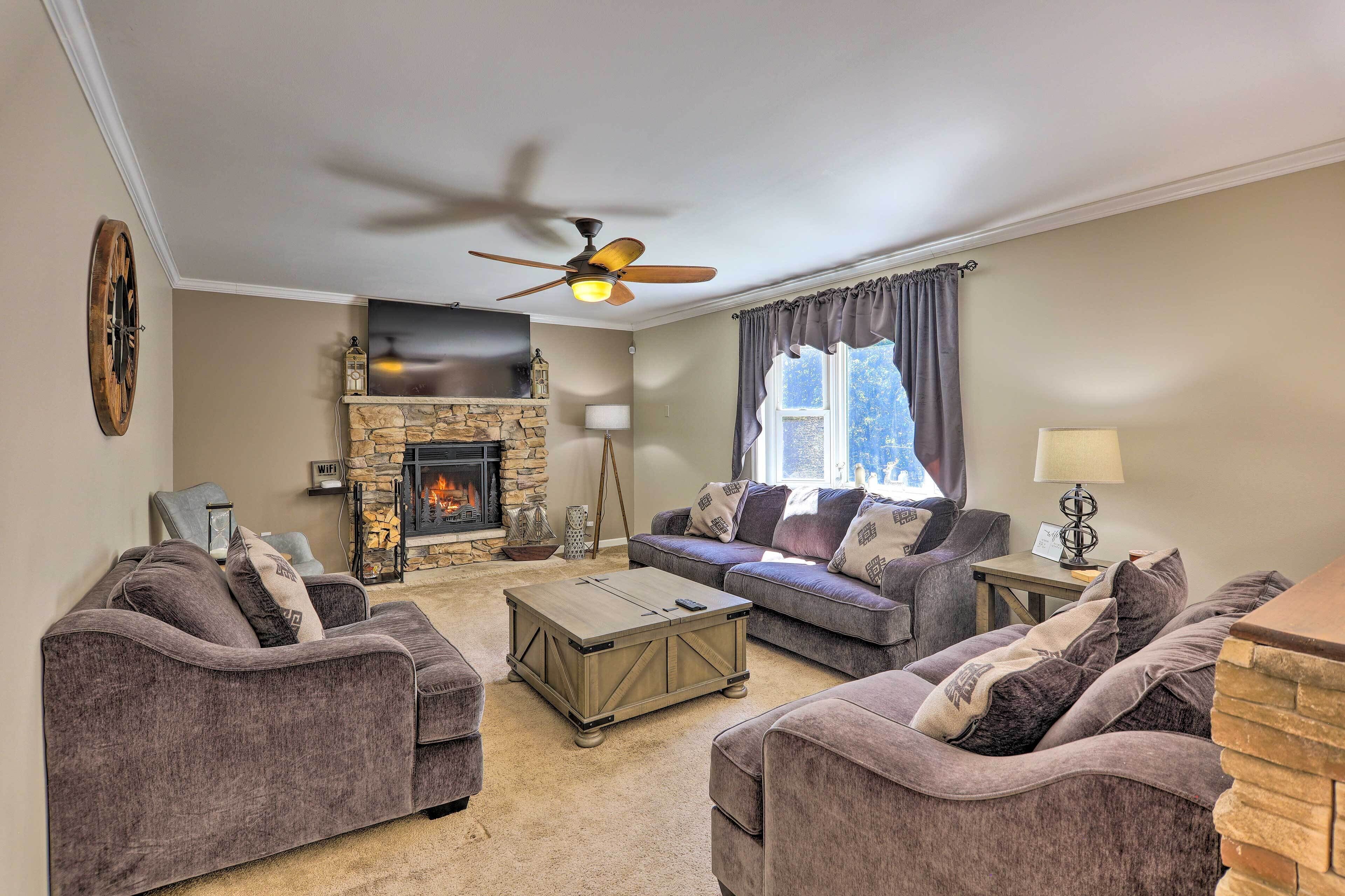 House (4 Bedrooms) | Front of property