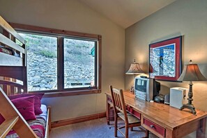 Apartment (4 Bedrooms) | Interior - Beautiful Breck Retreat: Walk to Gondola & Main St (Breckenridge)