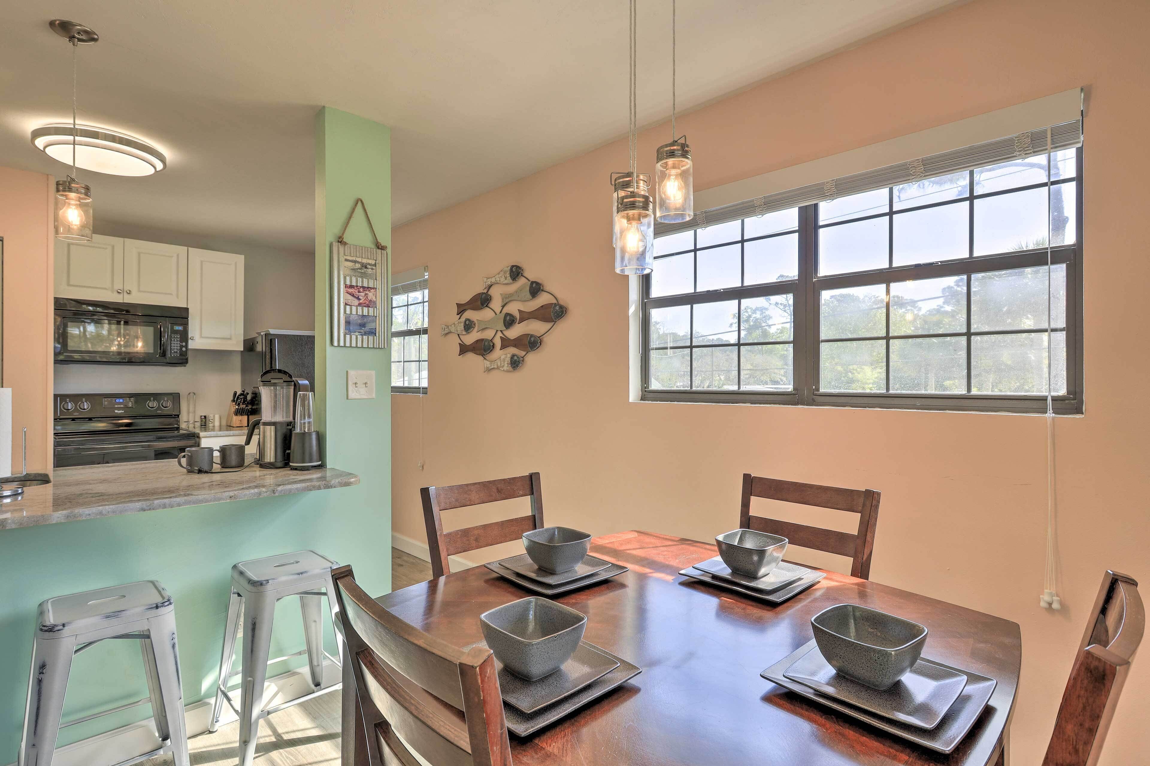 House (2 Bedrooms) | Interior