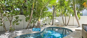 Indian Rocks Beach Oasis - 2 Blocks to Beach!