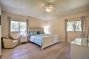 House (3 Bedrooms) | Interior - Indian Rocks Beach Oasis - 2 Blocks to Beach! (Indian Rocks Beach)