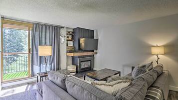 Apartment (1 Bedroom) | Interior