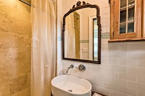 Casa (2 Bedrooms) | Interior
