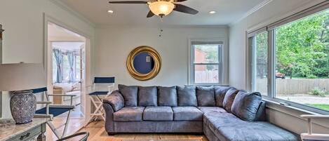 House (2 Bedrooms) | Front of property