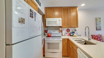 Apartment (1 Bedroom) | Interior