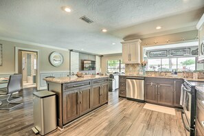 House (4 Bedrooms) | Interior - Luxe Cape Coral Escape w/ Pool: 4 Mi to Beach (Cape Coral)