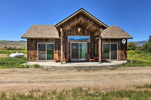 House (2 Bedrooms) | Interior - Peaceful Mtn Retreat ~ 43 Mi to Yellowstone! (Livingston)
