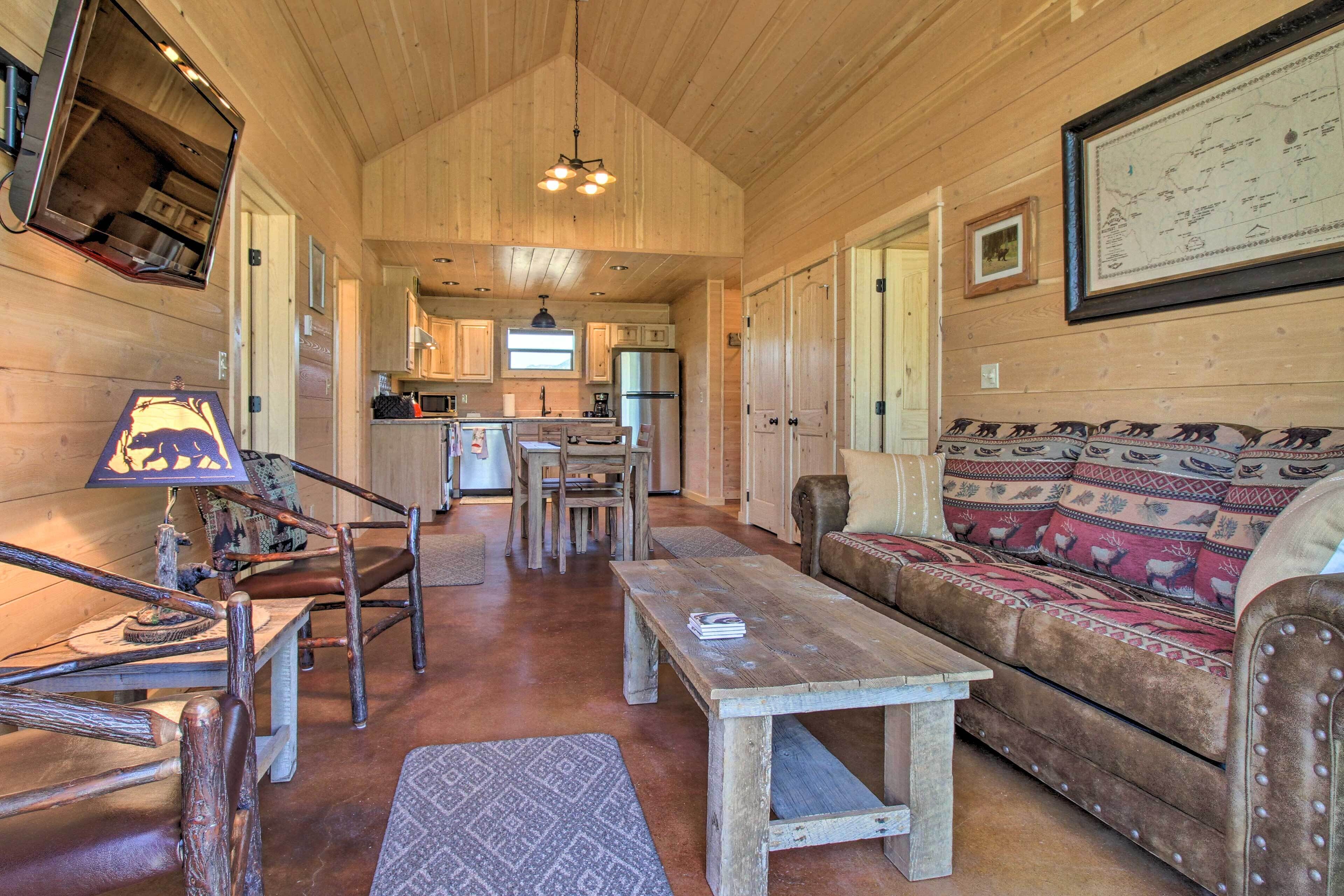 House (2 Bedrooms) | Interior