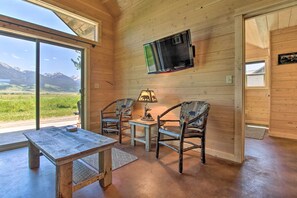 House (2 Bedrooms) | Interior - Peaceful Mtn Retreat ~ 43 Mi to Yellowstone! (Livingston)