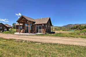 House (2 Bedrooms) | Interior - Peaceful Mtn Retreat ~ 43 Mi to Yellowstone! (Livingston)