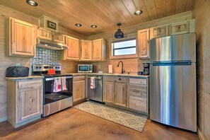 House (2 Bedrooms) | Interior - Peaceful Mtn Retreat ~ 43 Mi to Yellowstone! (Livingston)