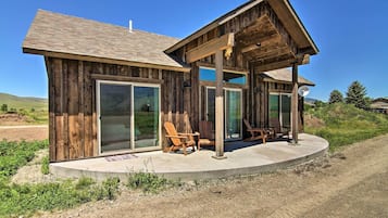 House (2 Bedrooms) | Front of property