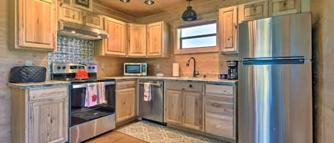 House (2 Bedrooms) | Interior