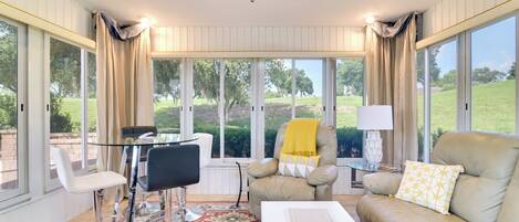 House (1 Bedroom) | Interior