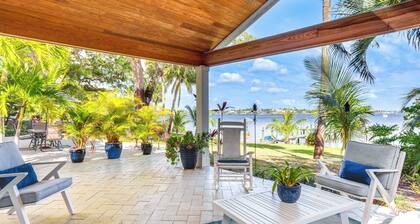 Waterfront Stuart Oasis w/ Hot Tub & Dock!