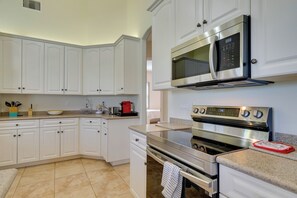 Villa (3 Bedrooms) | Interior