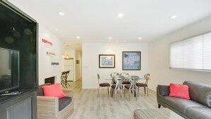 Nhà (3 Bedrooms) | Nội thất