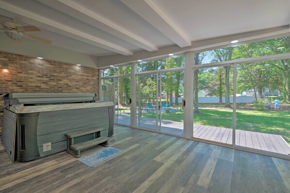 House (5 Bedrooms) | Interior - Coastal Edgewater Home w/ Private Hot Tub! (Edgewater)