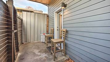 Apartment (2 Bedrooms) | Bahagian dalam