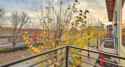 Central Fayetteville Townhome < 1 Mi to Uark!