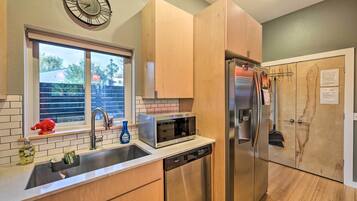 Apartment (2 Bedrooms) | Bahagian dalam