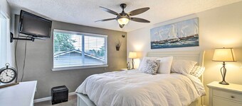 Spacious Tacoma Getaway: 2 Mi to Old Town!