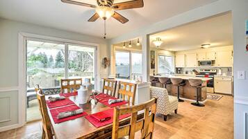 Rumah (4 Bedrooms) | Interior