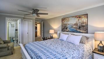 House (6 Bedrooms) | Interior