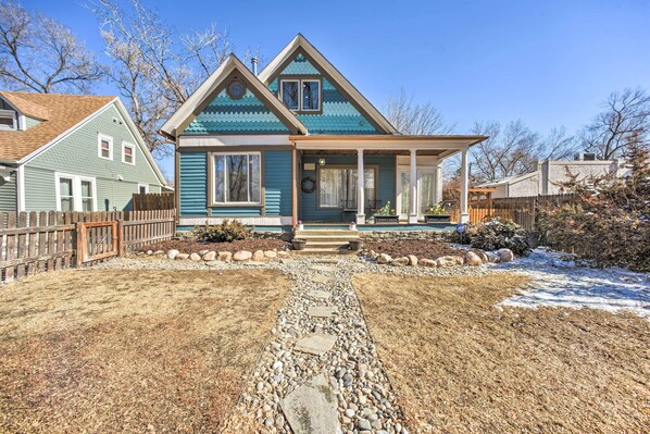House (4 Bedrooms) | Front of property