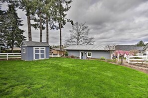 Apartment (0 Bedroom) | Interior - 'traveler's Retreat' Studio w/ Patio & Yard! (Tualatin)