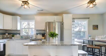 Sunny Family Home, 3 Mi to High Point Market!