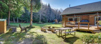 Peaceful Retreat on 10 Acres < 7 Miles to La Push