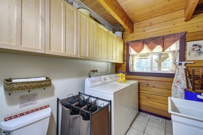 House (3 Bedrooms) | Interior - Peaceful Retreat on 10 Acres < 7 Miles to La Push (Forks)