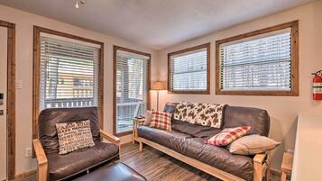 Apartment (1 Bedroom) | Interior