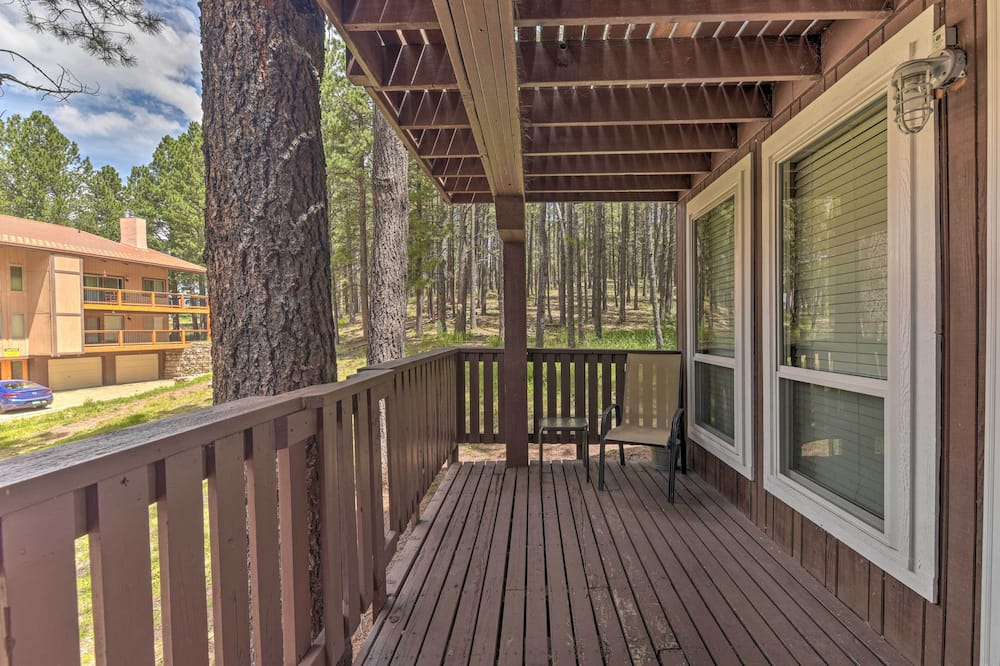 Angel Fire Mountainside Condo < 1/2 Mi to Slopes - Rayado, NM