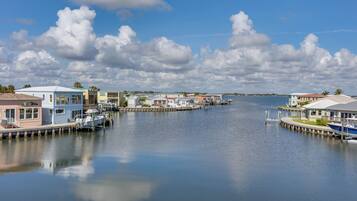 Cottage (2 Bedrooms) | Interior