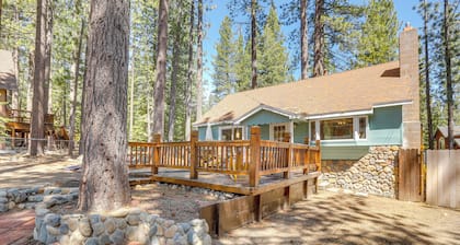 7 Mi to Lake Tahoe: Wooded Home w/ Foosball Table