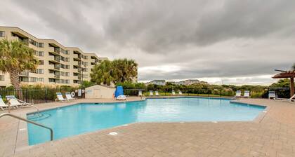Sands Villa Resort Oceanfront Condo With Pools!