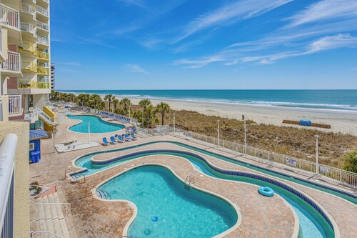 Oceanfront Resort Condo in North Myrtle Beach!