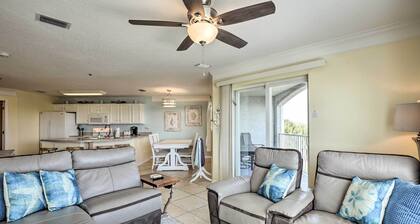 St Augustine Condo w/ Pool Access, Walk to Beach!