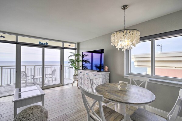 Apartment (2 Bedrooms) | Interior - Luxury Oceanfront Condo in NMB w/ Resort Amenities (North Myrtle Beach)