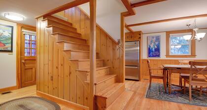 North Conway Home < Walk to Slopes at Cranmore!