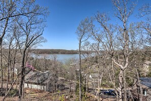 Interior - Peaceful Osage Beach Escape w/ Resort Perks! (Osage Beach)