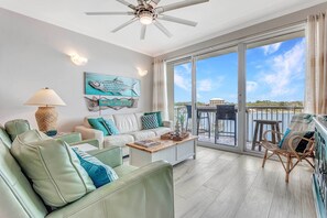 Apartment (2 Bedrooms) | Front of property